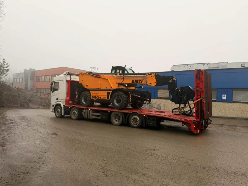 27 Dunseth transport og bilberging AS